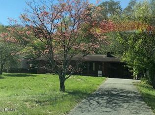 38 Murphy Ln, Baxter, KY 40806