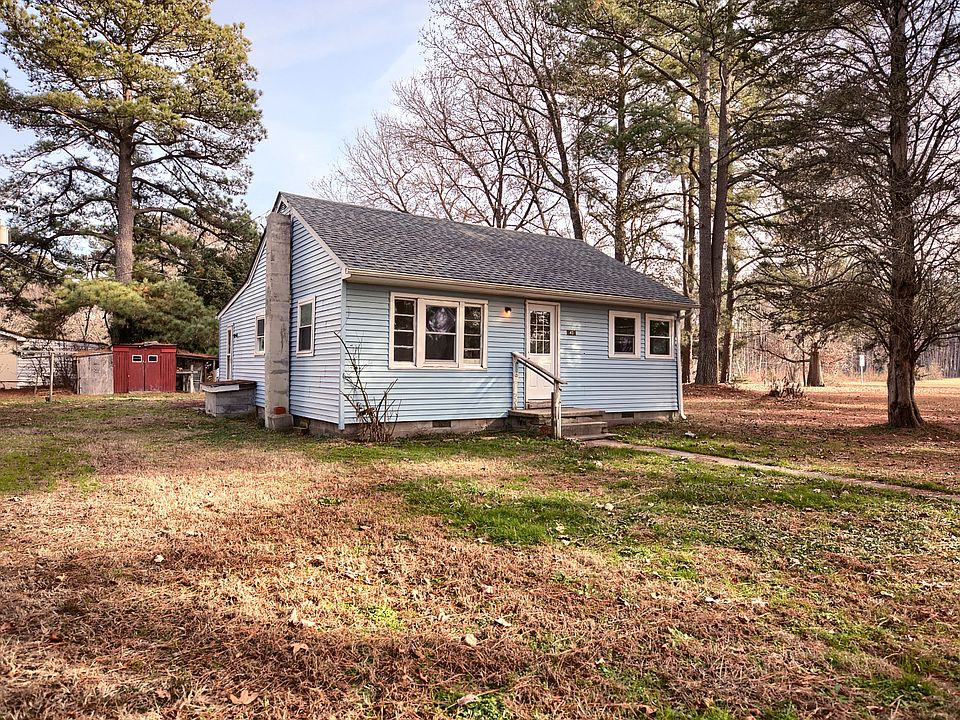 1st image of 40 Lilac Ln