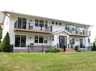 287 S 3rd Ave, Fruitport, MI 49415