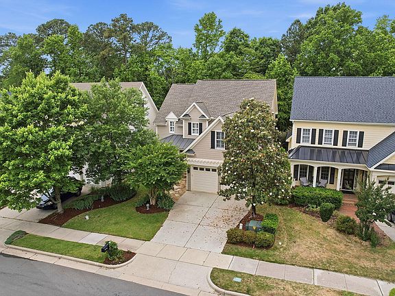 3rd image of 5104 Highcroft Dr