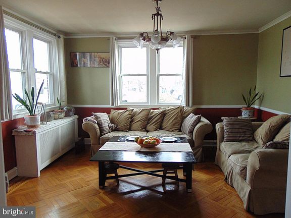 5th image of 322 E Church St