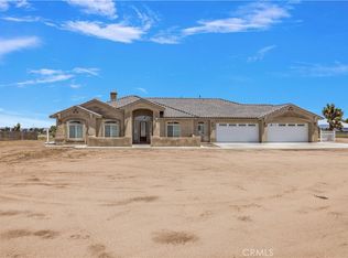 9445 Baldy Mesa Rd, Oak Hills, CA 92344