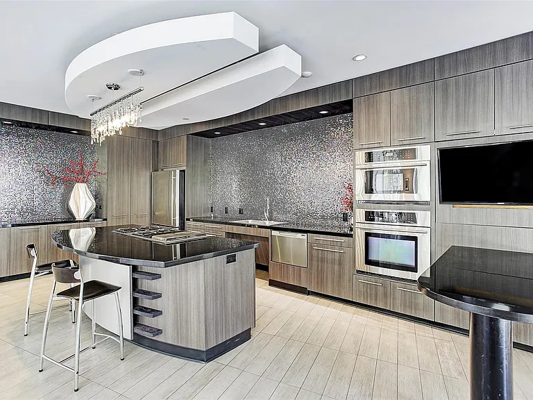1901 Post Oak Blvd #2602 — Photo 16