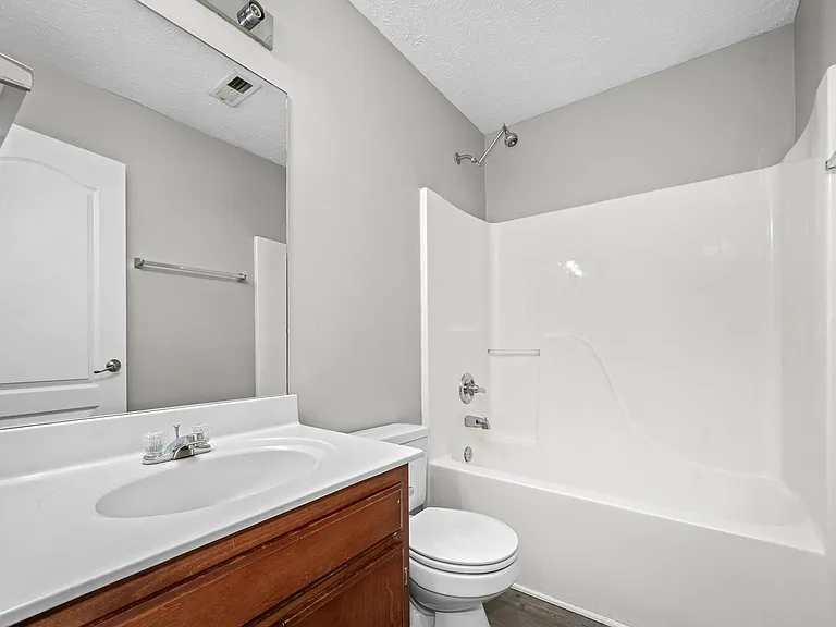2634 Sewanee Pl — Photo 25