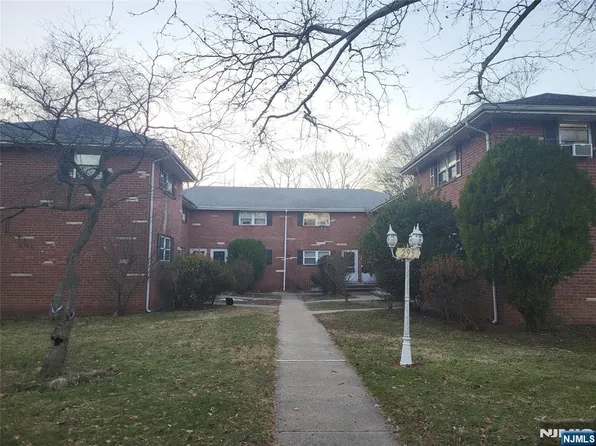 295 Tenafly Rd APT D, Tenafly, NJ 07670