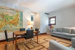 3 bed, 2973 sqft, $3,900 — Photo 4