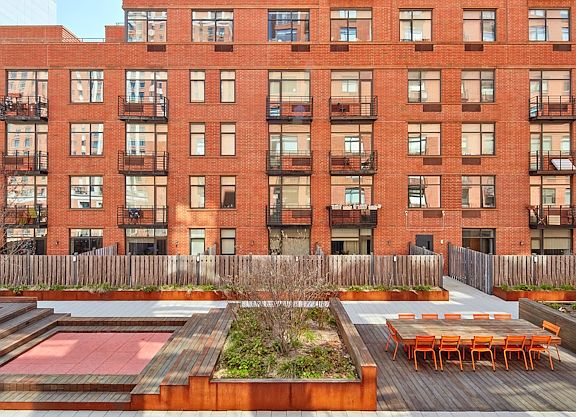 5th image of 125 Court St APT 4NO