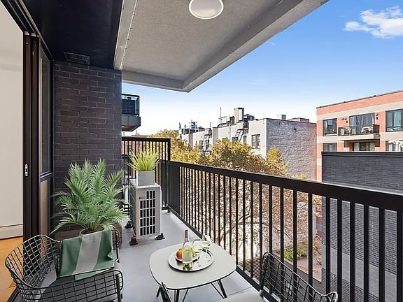 3rd image of 2600 7th Ave #6Q