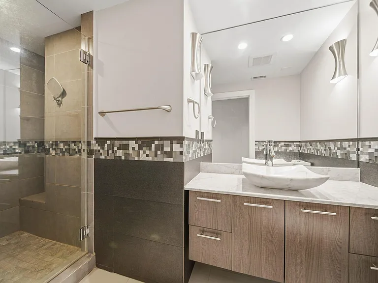 5100 San Felipe St #374E — Photo 10