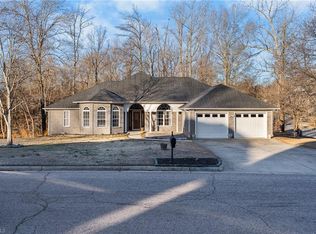 1202 Dogwood Ln, Archdale, NC 27263