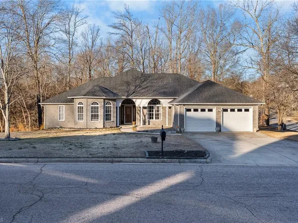 1202 Dogwood Ln, Archdale, NC 27263