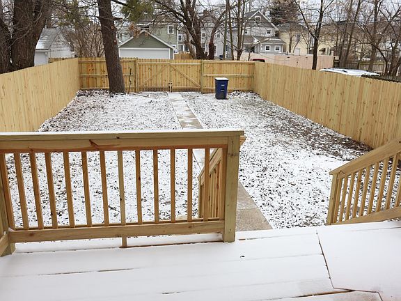 4th image of 695-697 Reinhard Ave #697