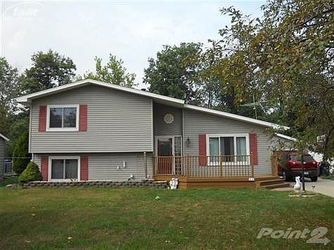 1st image of 831 Holly Bush Dr