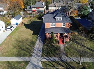 254 Esdras Pl, Windsor, ON N8S2M5