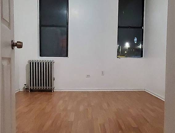 3rd image of 14614 Rockaway Blvd