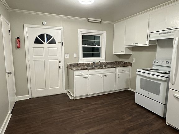 3rd image of 329 Bost St #1