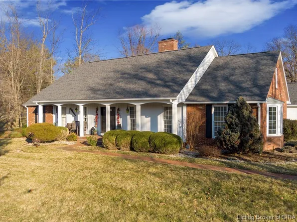 744 S Forrest Drive, Sellersburg, IN 47172