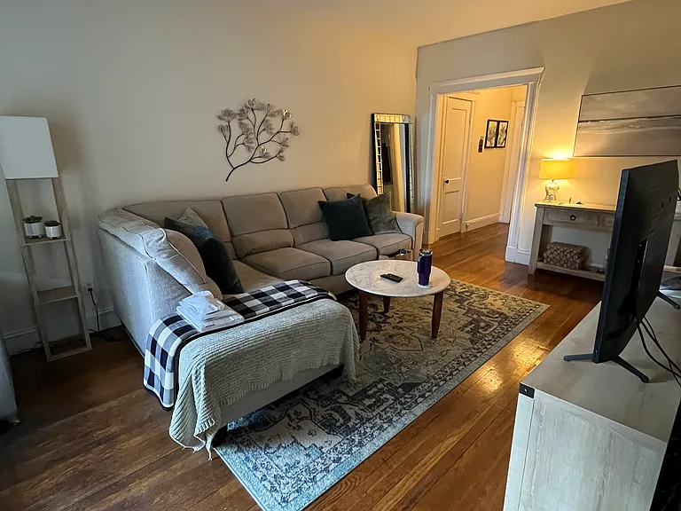 15 Melvin Ave #5 — Photo 2