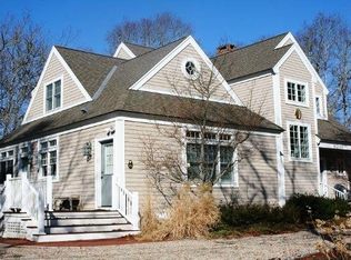 10 Spoondrift Cir, Mashpee, MA 02649