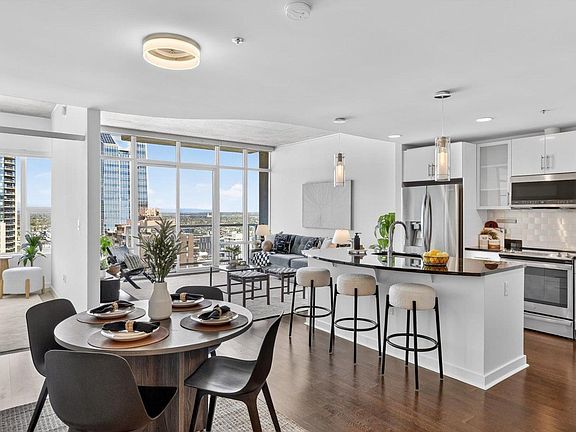 5th image of 891 14th St #3902