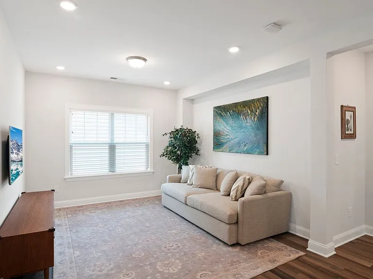 219 Abbot Pl — Photo 25