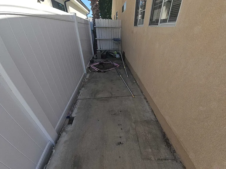 Bullock St — Photo 46