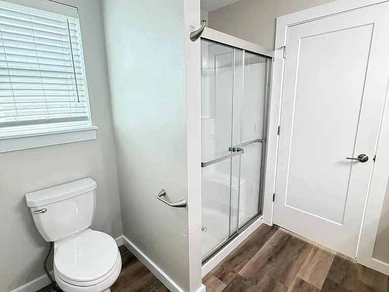 123 E 9th Ave #18 — Photo 7