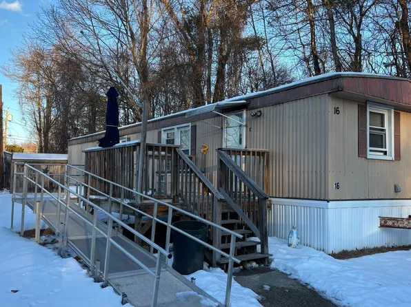 16 Breezy Bnd, Auburn, MA 01501