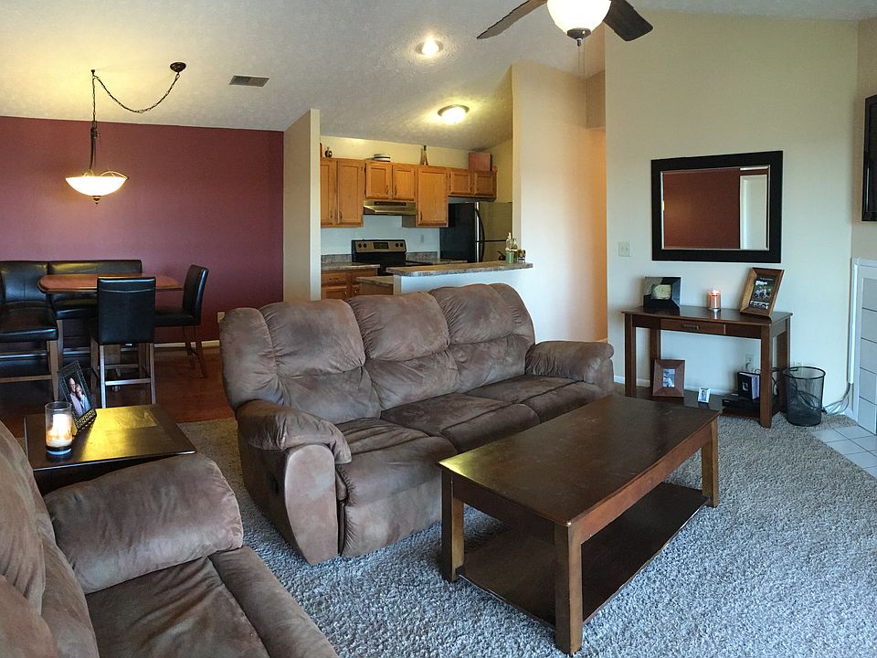 1st image of 8909 Eagleview Dr APT 9