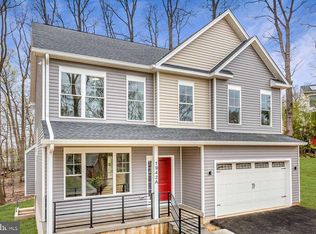 1942 Hill Ave, Parkville, MD 21234