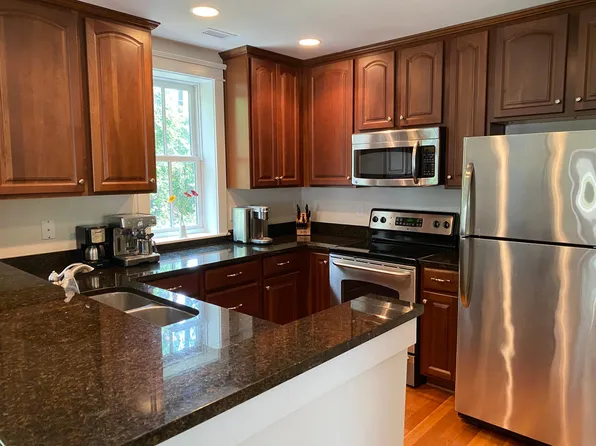 716 S Shelmore Blvd #200, Mount Pleasant, SC 29464