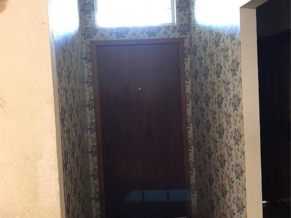 5th image of 8304 NW 10th Ter