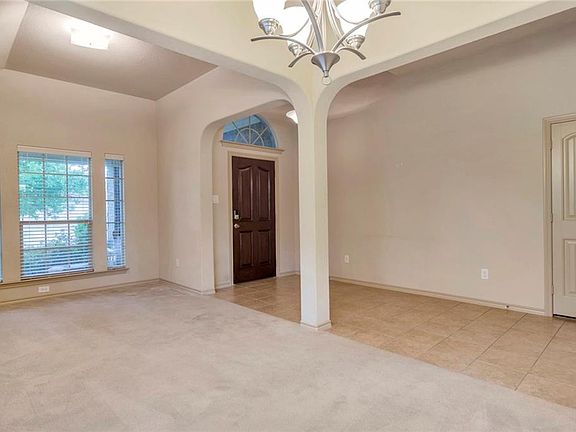 4th image of 14004 Saddlesoap Ct