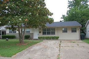 2nd image of 3218 Galaxy Dr