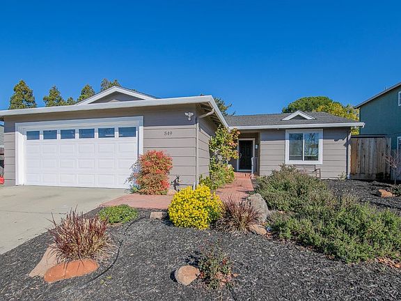 4th image of 549 Sandy Way
