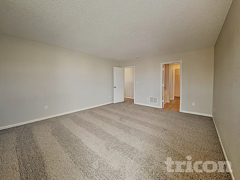 10818 Sterling Apple Dr — Photo 8