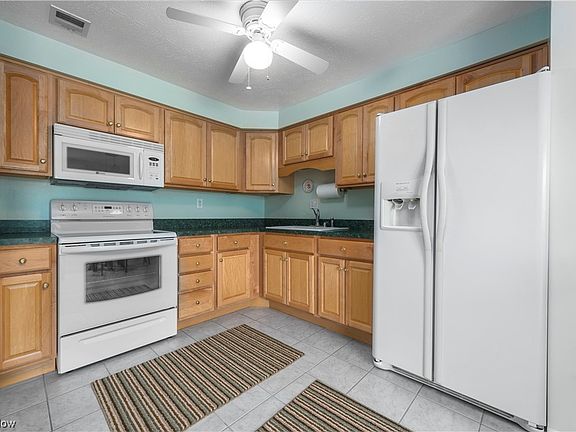 5th image of 10301 Lake Ave APT 516
