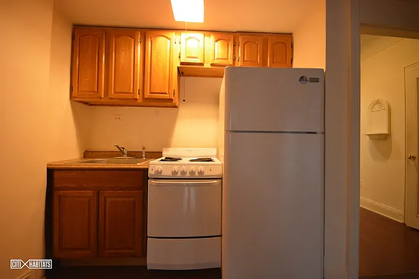 Rented by Citi Habitats | media 8