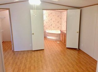 13427 Piney Pointe Rd, Gonzales, LA 70737