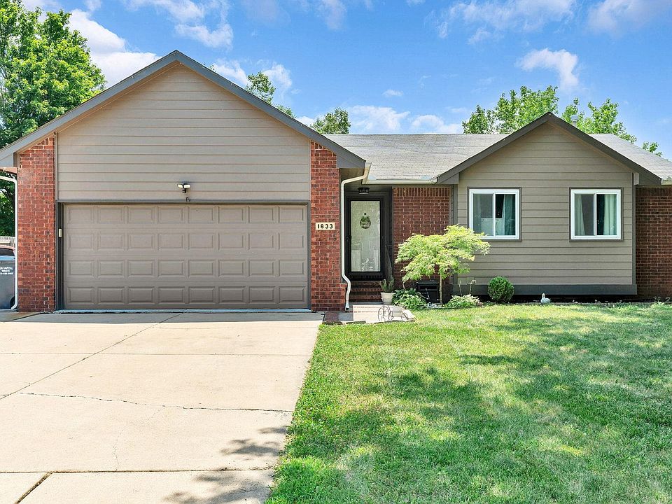 1st image of 1833 N Shefford Cir