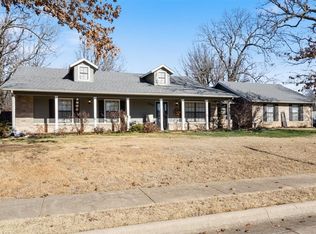 3030 Suzanne Ln, Springdale, AR 72762