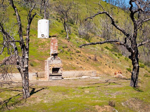 4th image of 15676 W Corral Hollow Rd