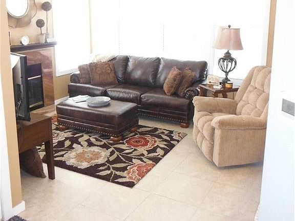 4th image of 251 S Green Valley Pkwy Unit 3611