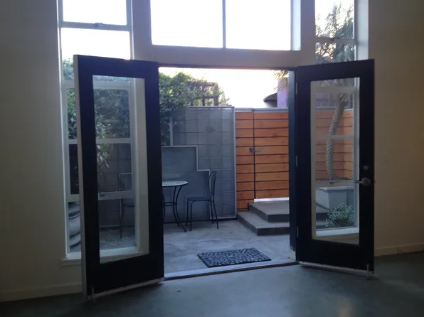 309 4th St APT 118, Oakland, CA 94607