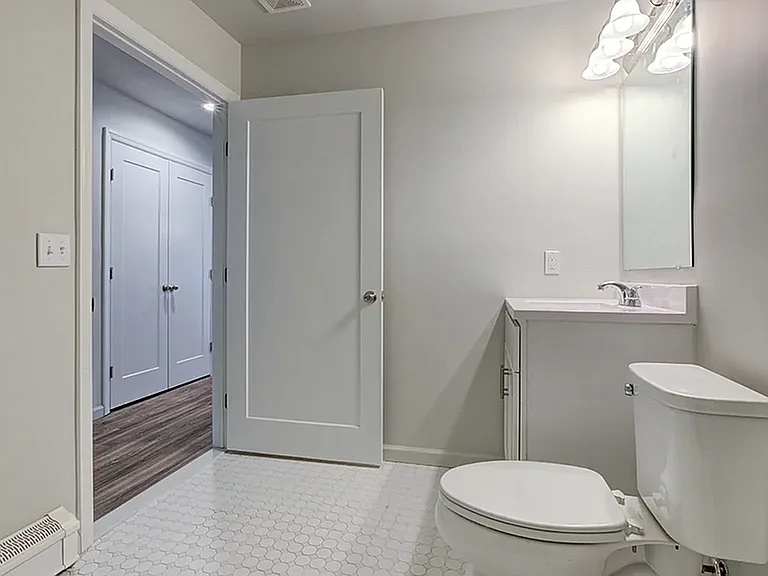 Zen Long Island at Copiague Apartment Homes — Photo 4