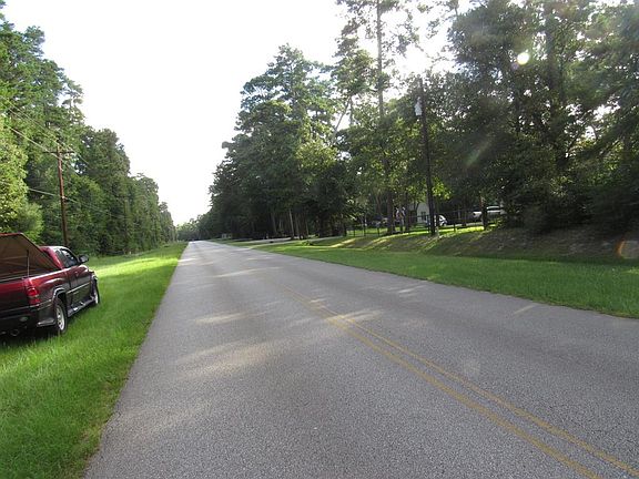 2nd image of 144 Oak Hollow Blvd