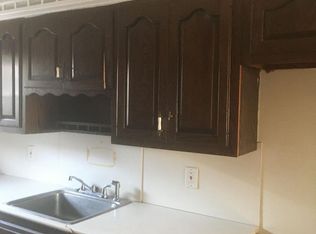 2648 S Lloyd St, Philadelphia, PA 19153