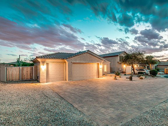 2nd image of 4755 E Laredo Ln