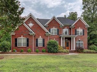 2224 Flagstick Dr, Matthews, NC 28104