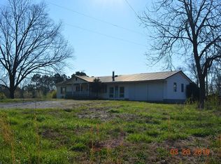 907 Alabama Rd, Roopville, GA 30170
